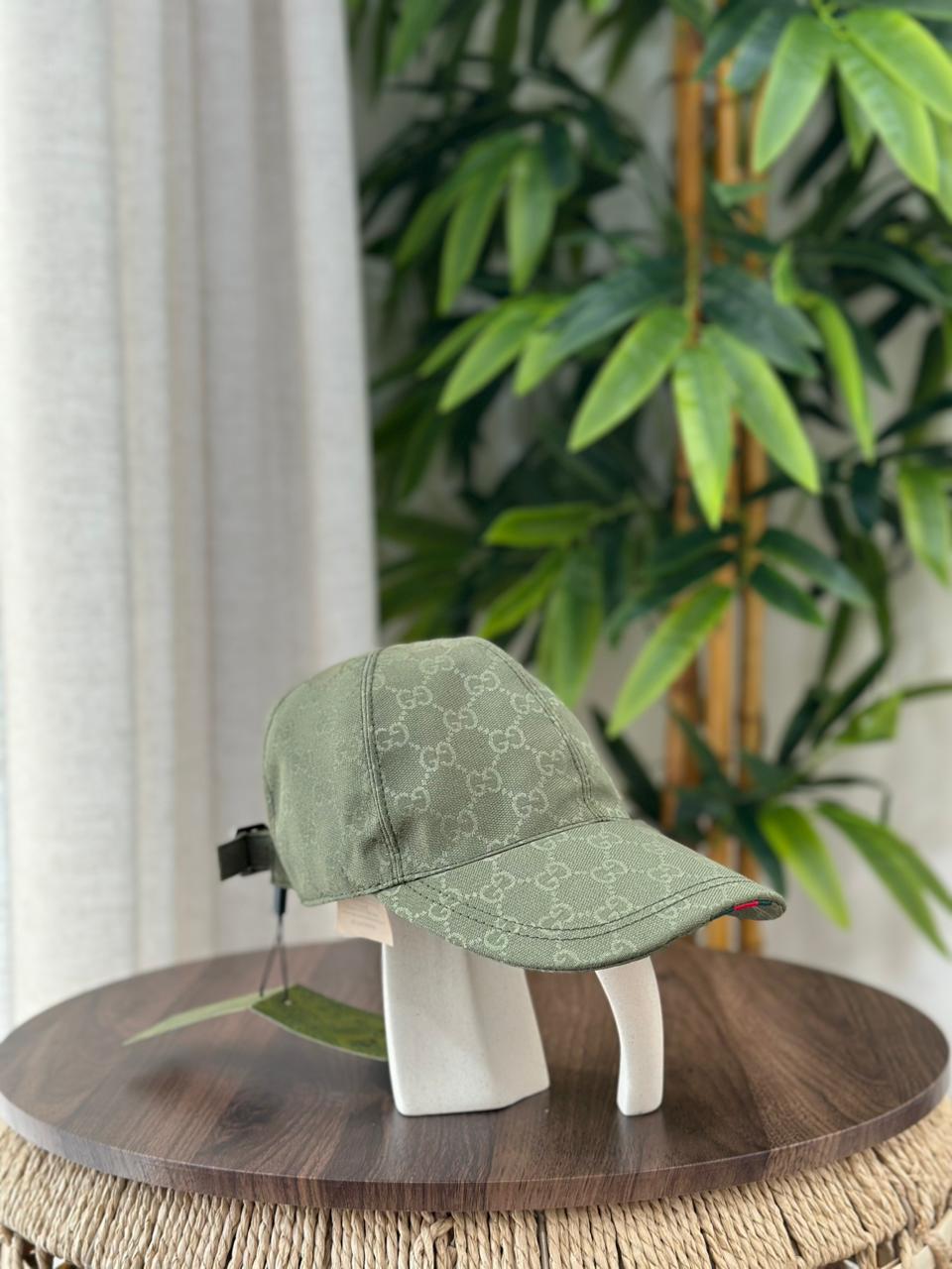 Gucci | GG Supreme Tiger Print Baseball Hat – Beige / Ebony
