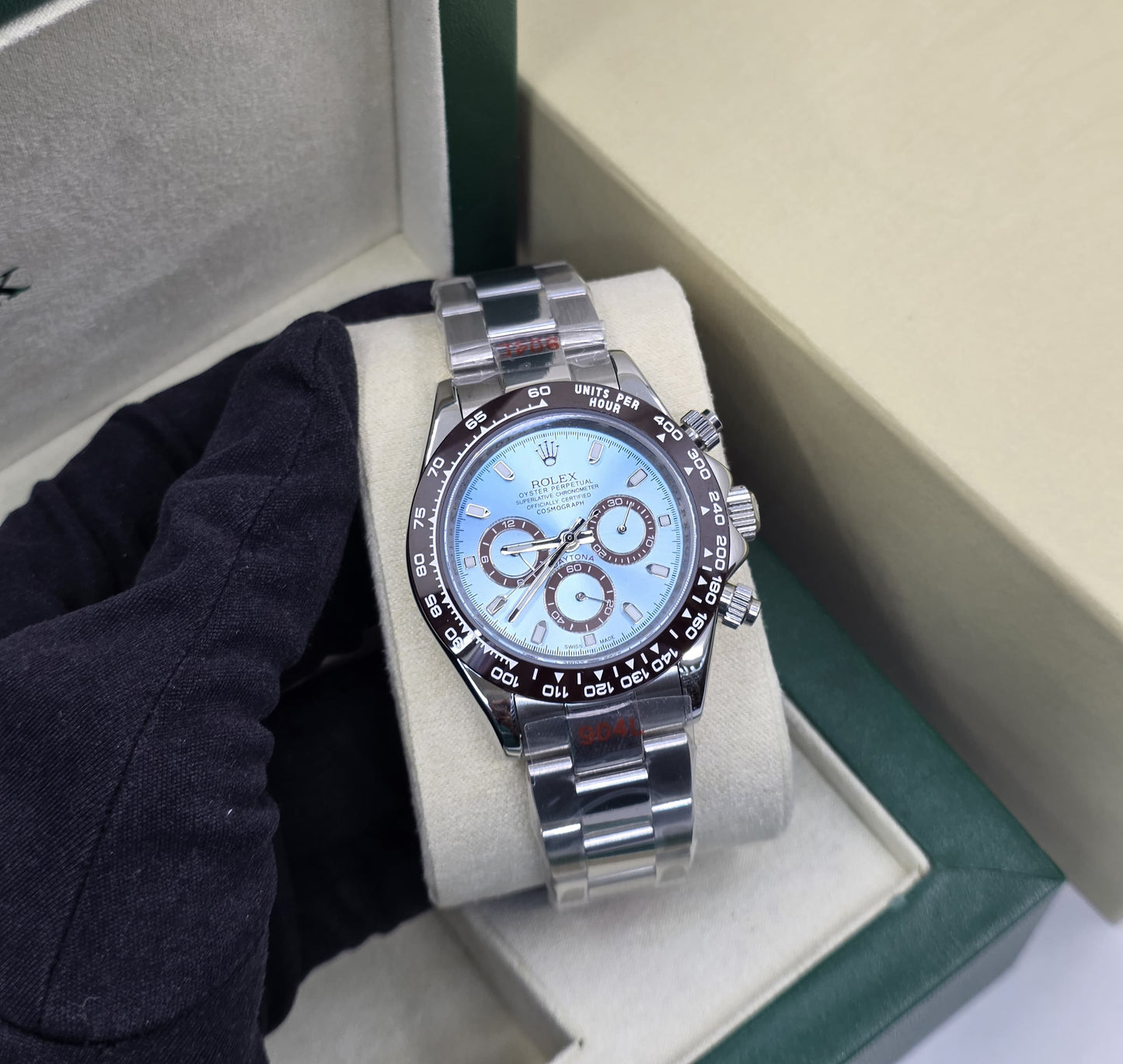 Rolex | Cosmograph Daytona Meteorite Oysterflex Watch – White / Gold