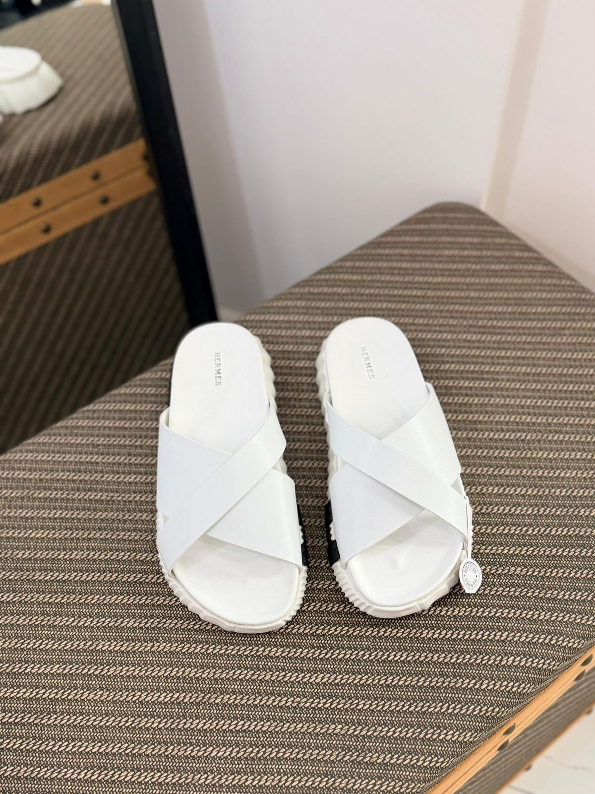 Hermès | Electro Sandals – Noir