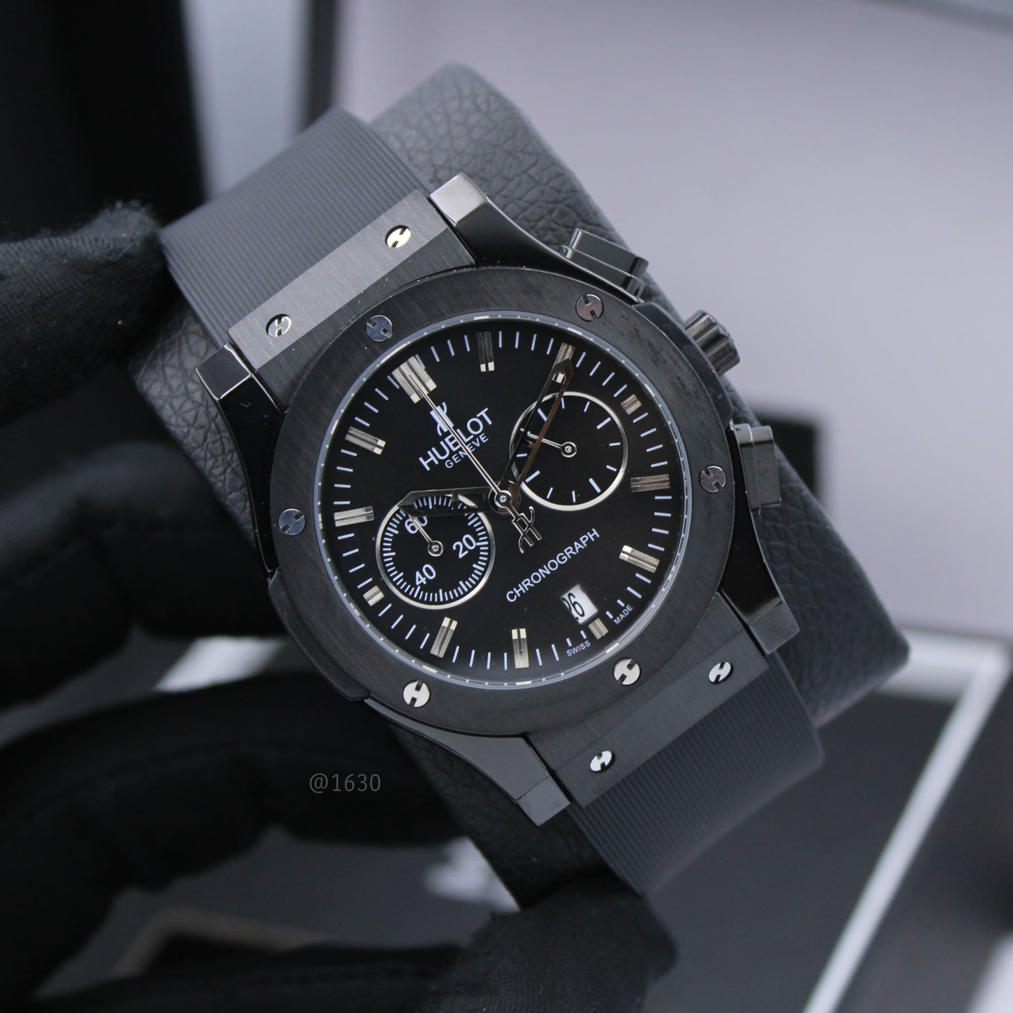 Hublot | Big Bang Magic Chronograph Alligator Watch – Black