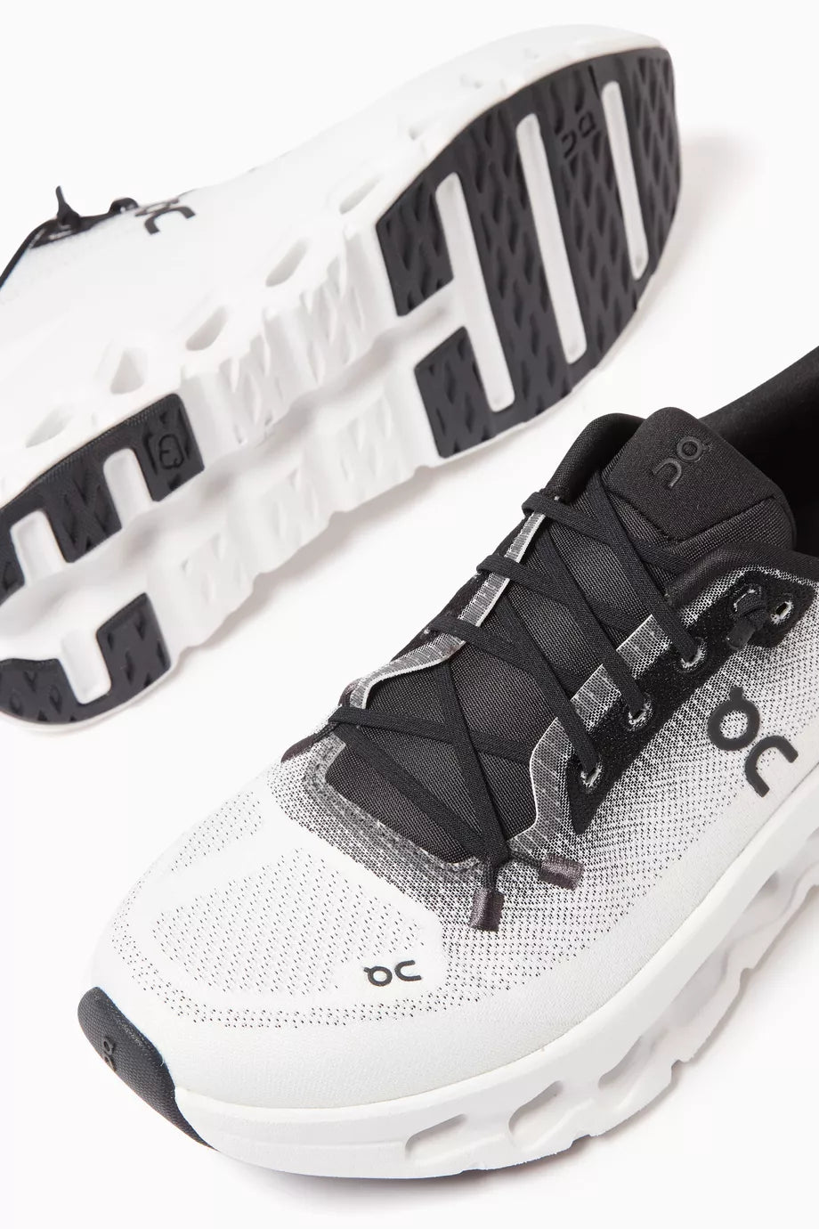 On Cloud | Cloudtilt Low-Top Sneakers
