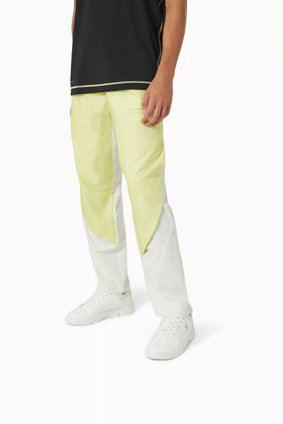 On Cloud | Roger Advantage Sneakers – All White