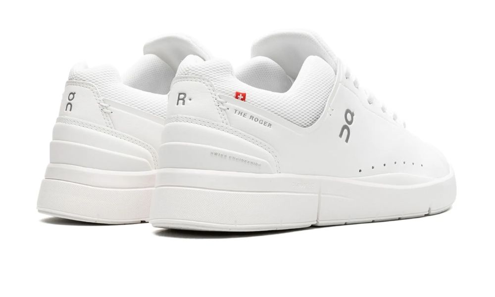 On Cloud | Roger Advantage Sneakers – All White