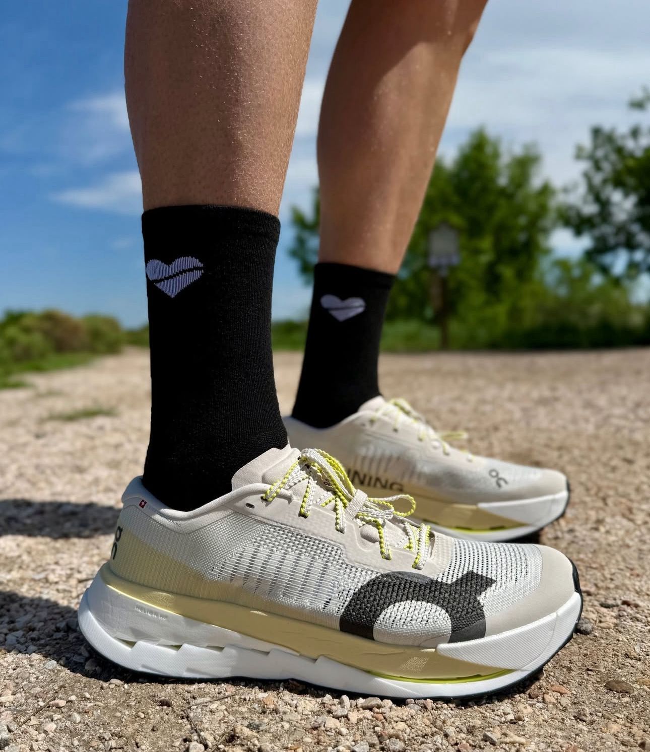 On Cloud | Cloudultra Pro Sneakers – Pearl Lychee
