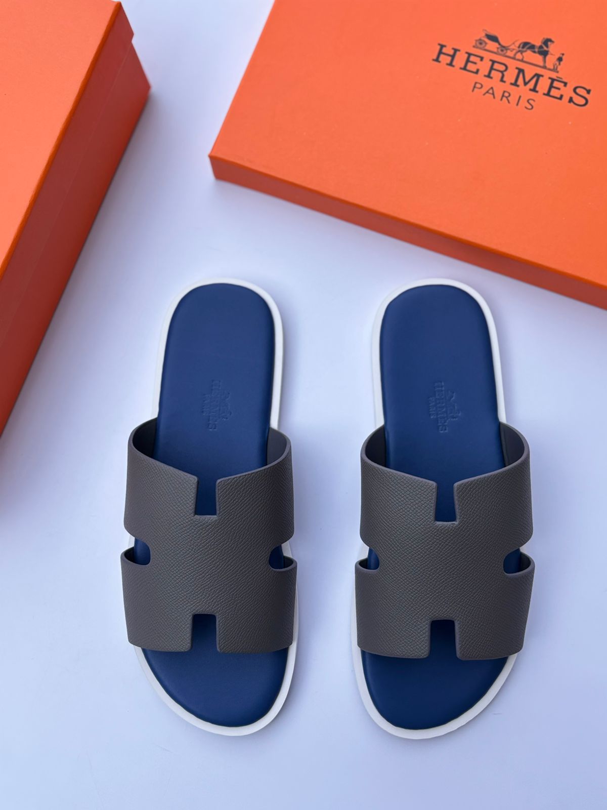 Hermès | Izmir Sandals – Noir