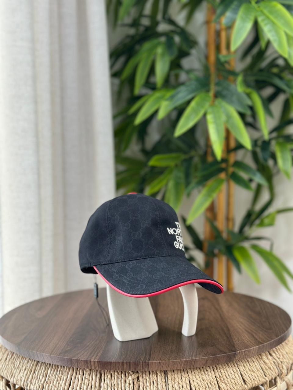 Gucci | GG Canvas Baseball Hat – Black