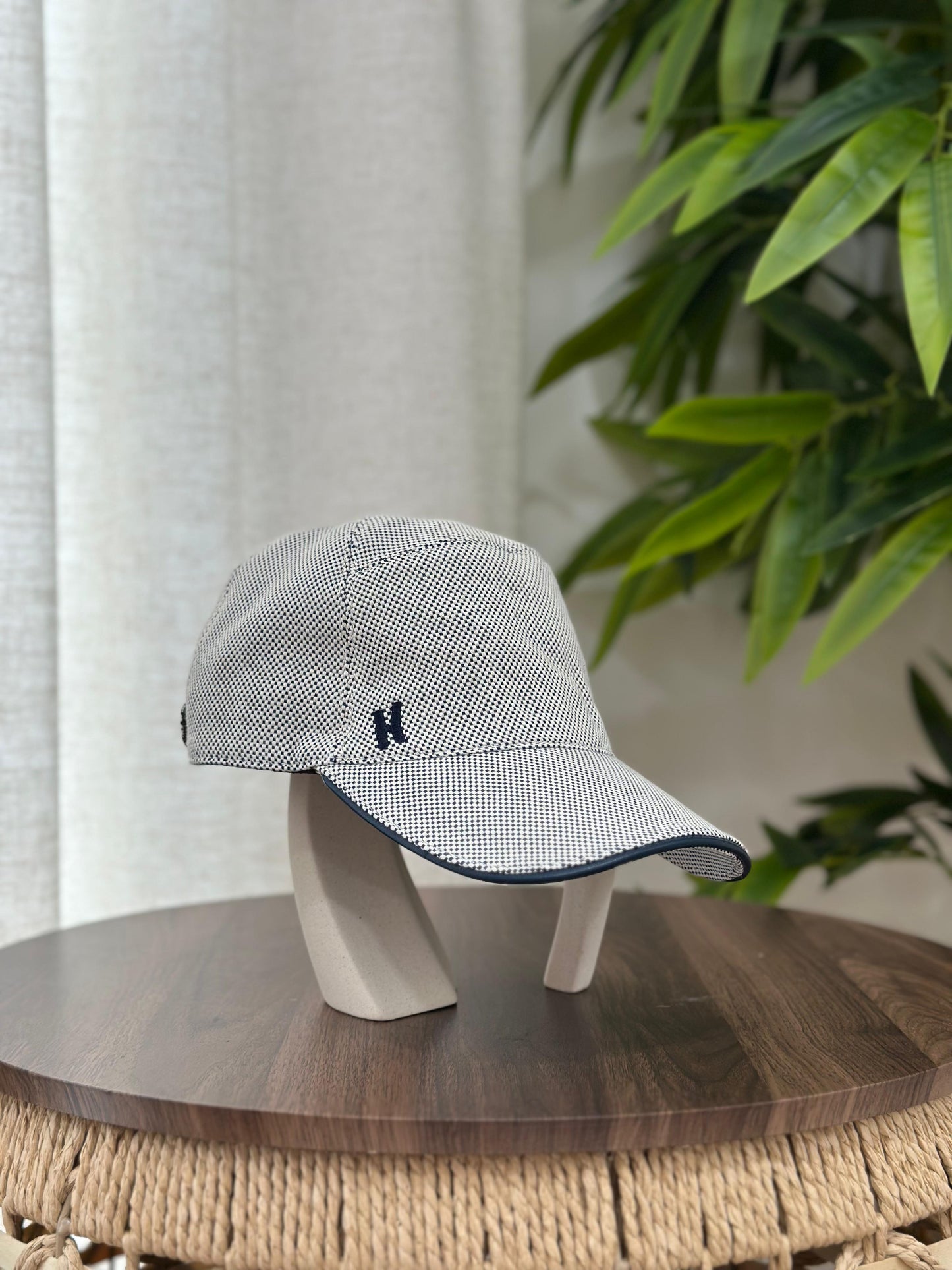 Hermès | Miles H Circle Cap – Noir / Orange