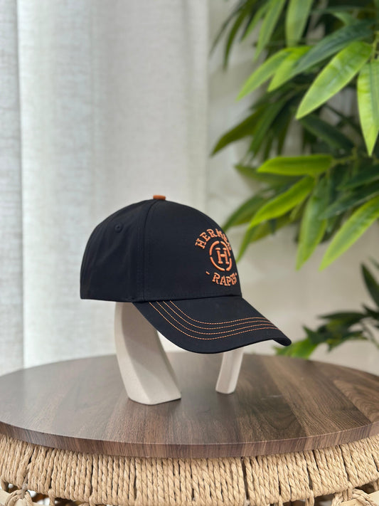 Hermès | Miles H Cap – Off White / Noir