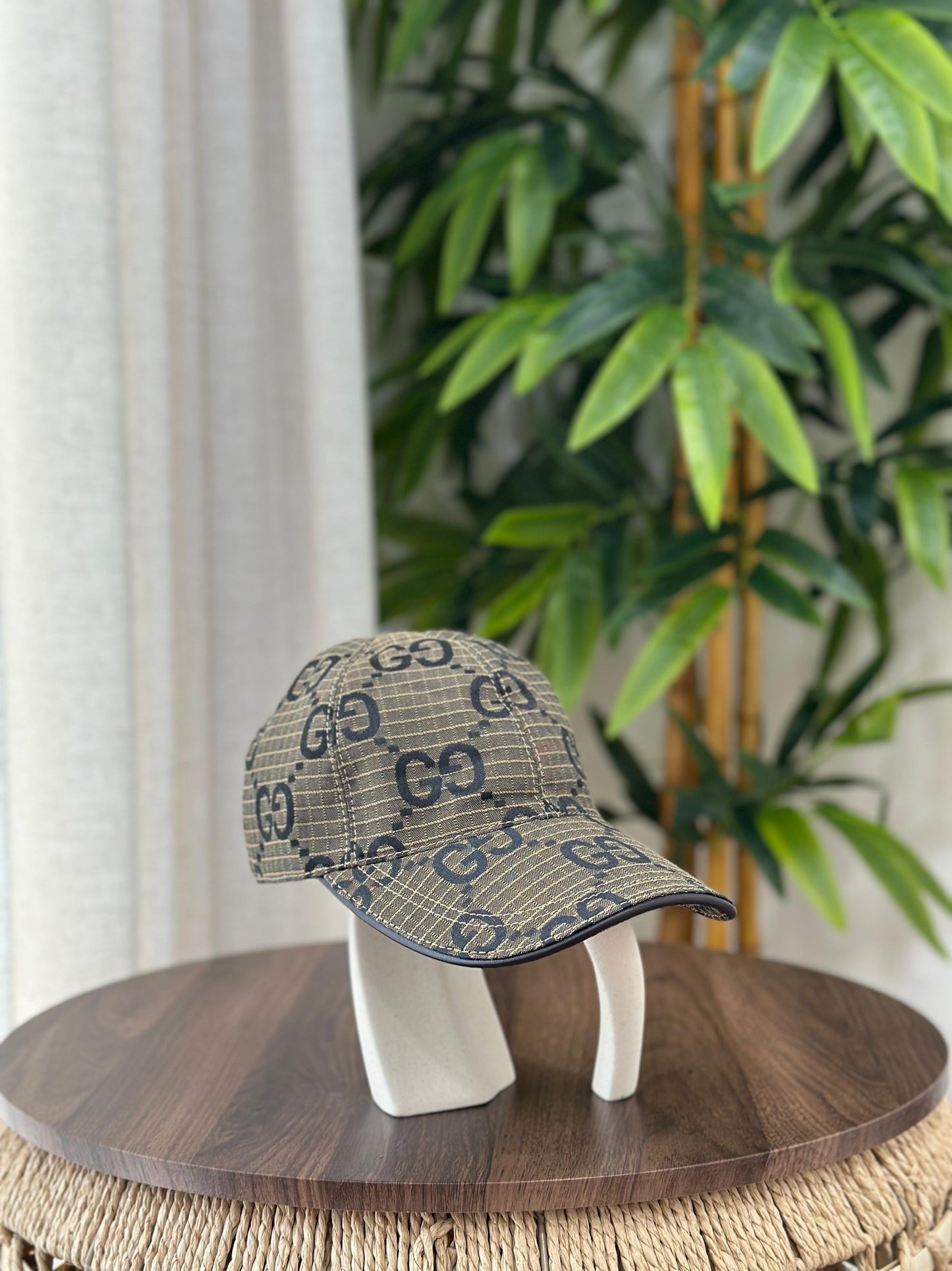 Gucci | Jumbo GG Canvas Baseball Hat – Off White / Pink