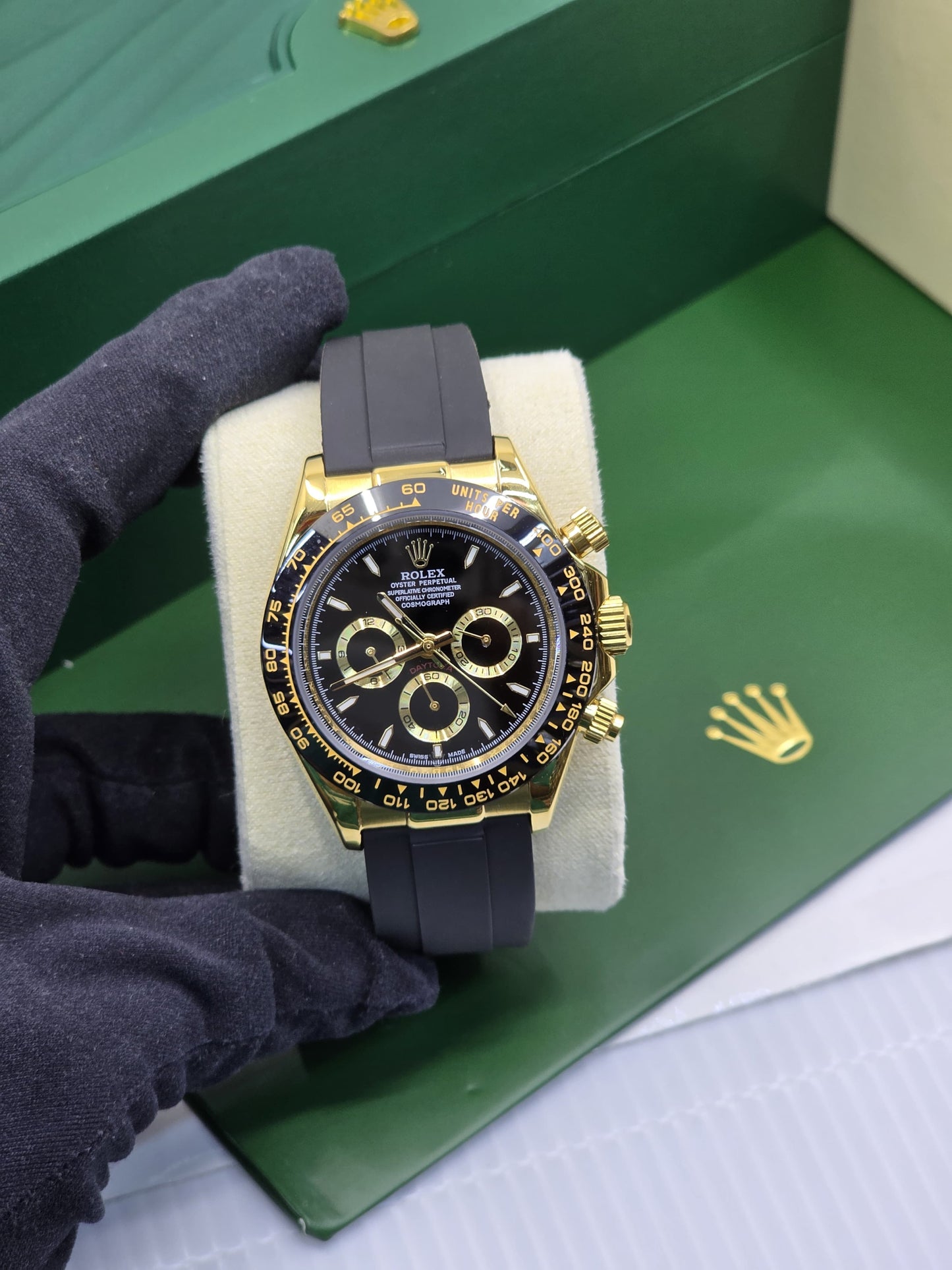 Rolex | Cosmograph Daytona Steel Oysterflex Watch – White / Gold