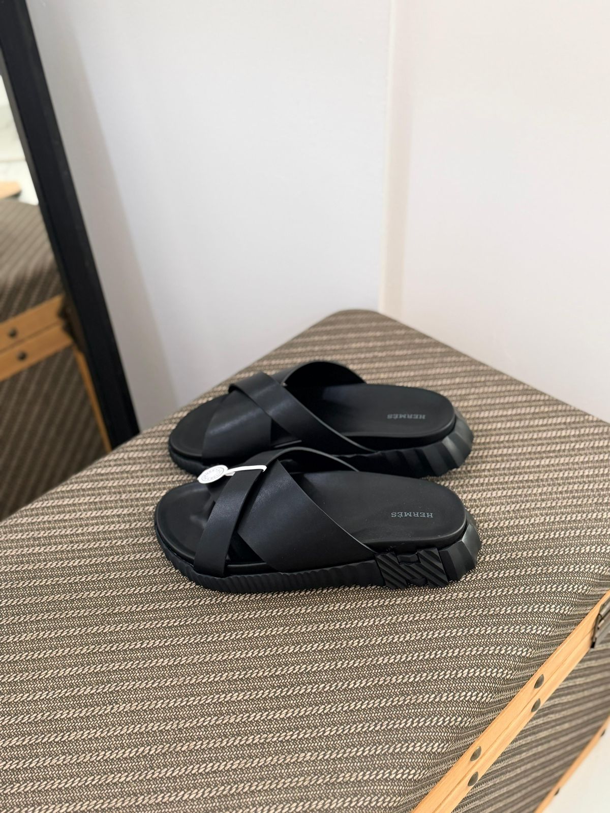 Hermès | Electro Sandals – Gold / White