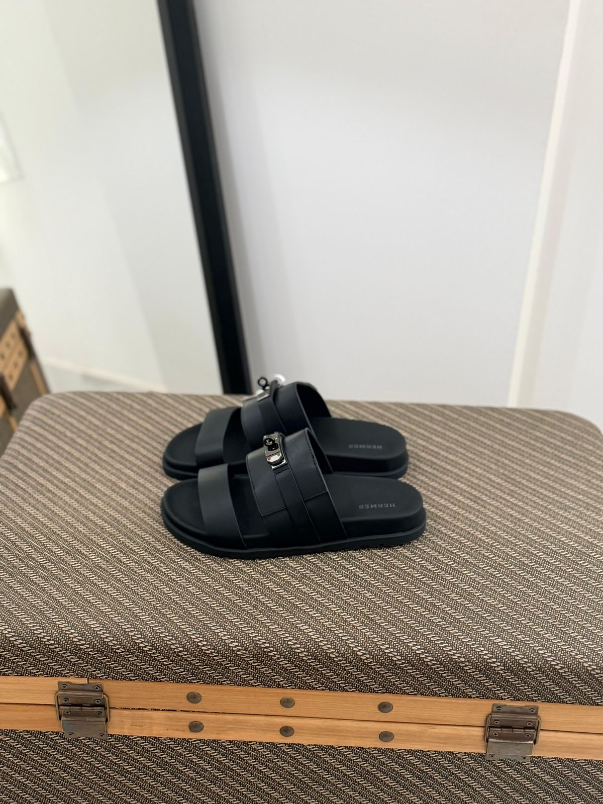 Hermès | Empire Tabac Sandals – Gold / Camel