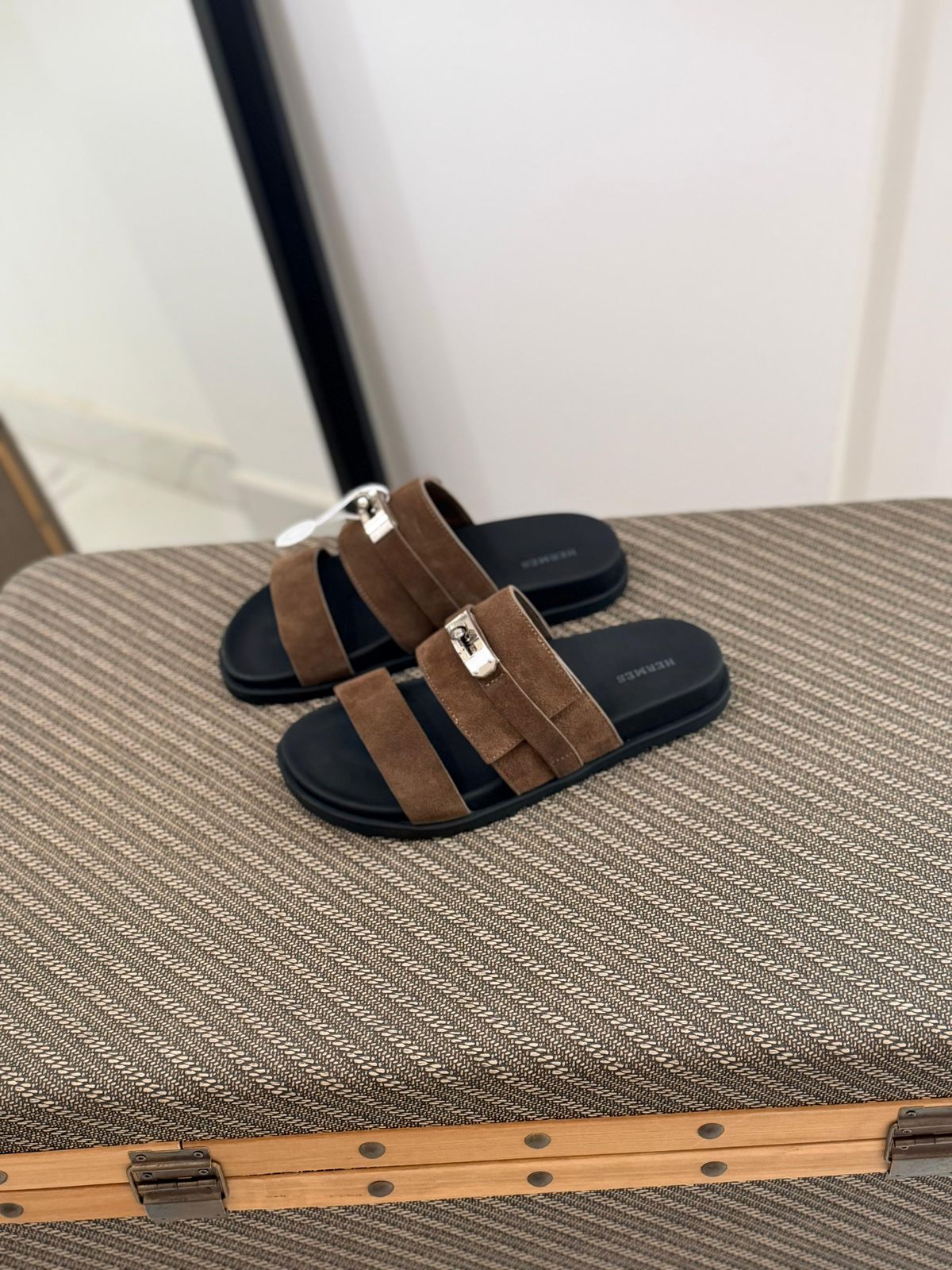 Hermès | Eric Sandals – Noir