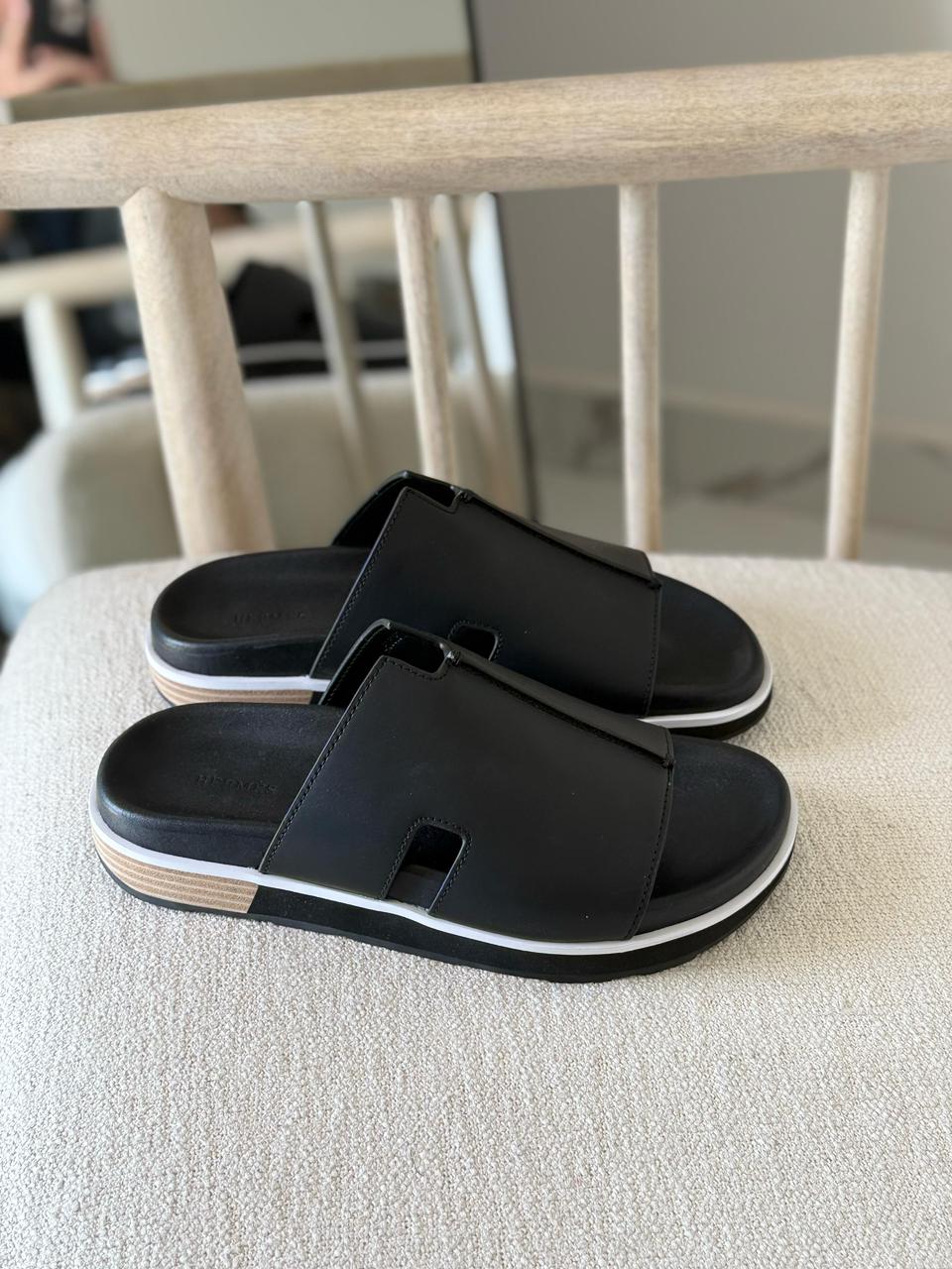 Hermès | Electro Sandals – Gold / Tan