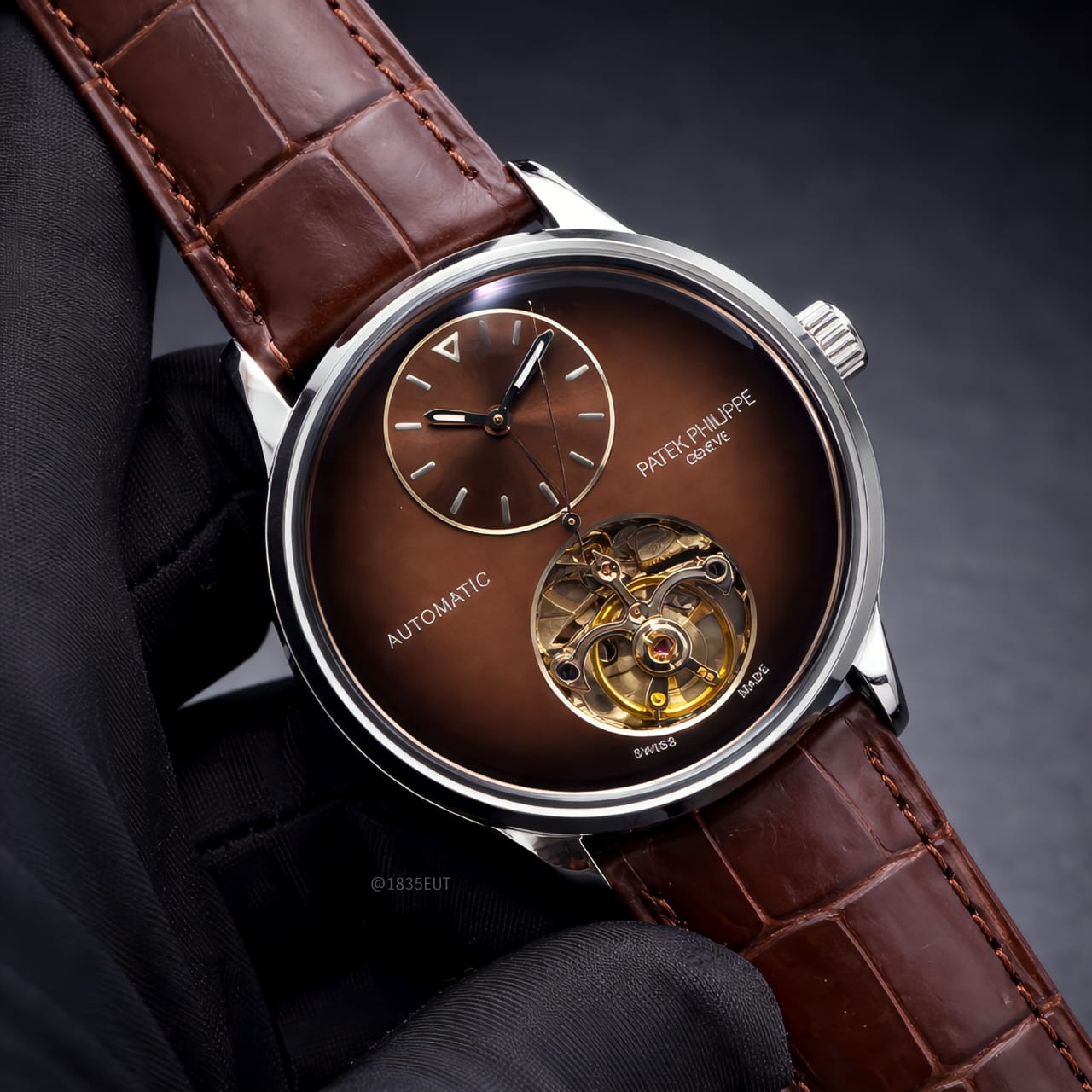 Patek Philippe | Complications Annual Calendar Chronograph Watch – Blue