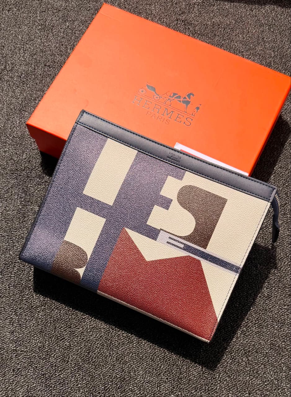 Hermès | Interlocking Horse Motif Canvas Pouch – Cream / Pink / White / Black