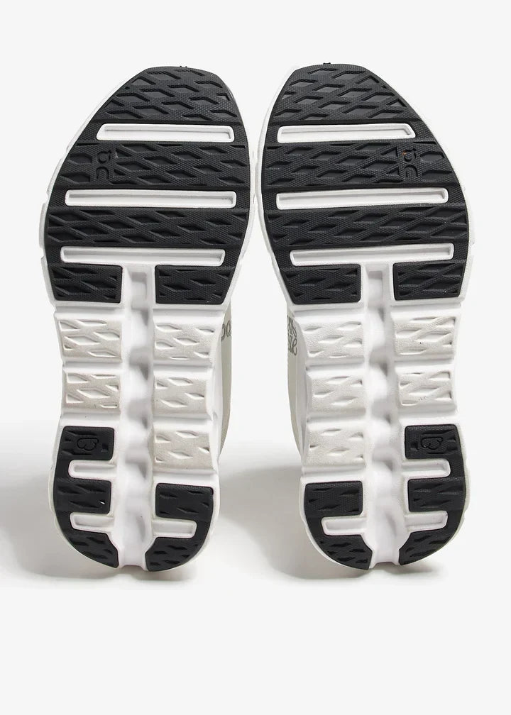 On Cloud | Cloudtilt 2 Loewe Sneakers – Sand / White